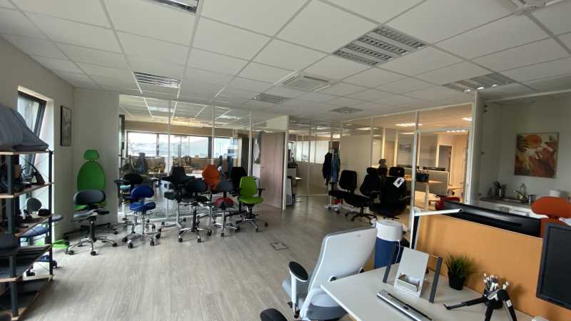 Visuel 5 de l'annonce : A LOUER PLATEAU DE BUREAUX KERGONAN BREST