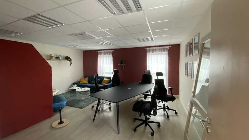 Visuel 6 de l'annonce : A LOUER PLATEAU DE BUREAUX KERGONAN BREST