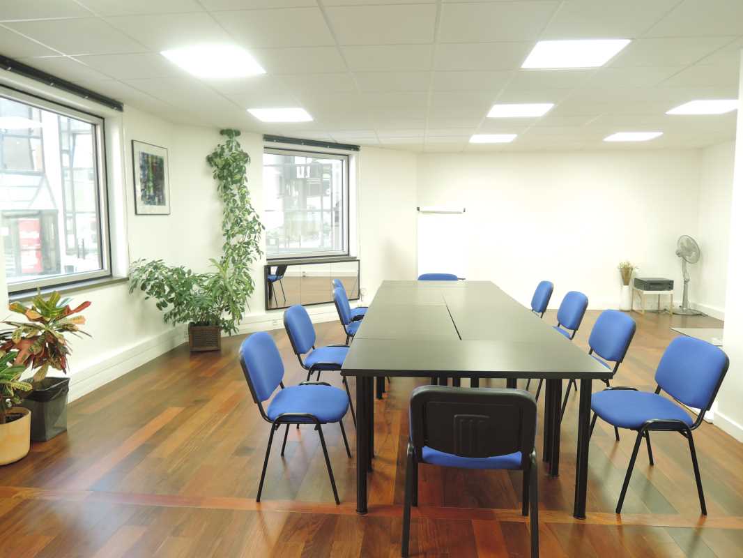 Photo du bien : à Louer Bureaux 92100 BOULOGNE BILLANCOURT offre 712373