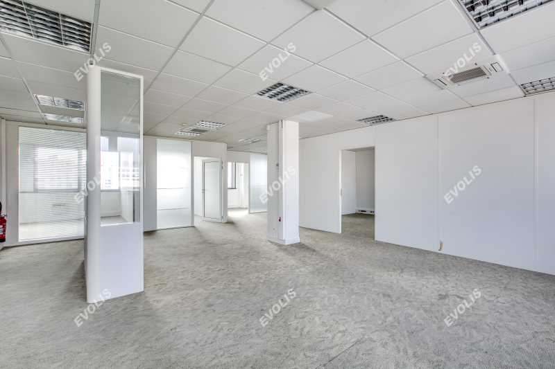 Photo du bien : à Louer Bureaux 92100 BOULOGNE BILLANCOURT offre 754569
