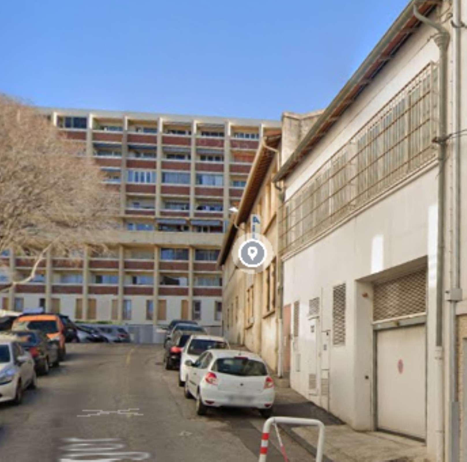 RARE - Locaux d'activités à louer dans le 4ème arrondissement de Marseille