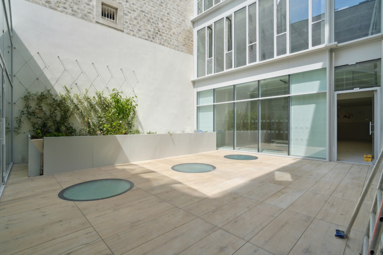 163 rue Saint Maur 75011 PARIS