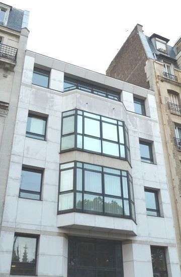 Bureau à louer - Paris 18 (75018) - 88 m² - 3 608 €/mois