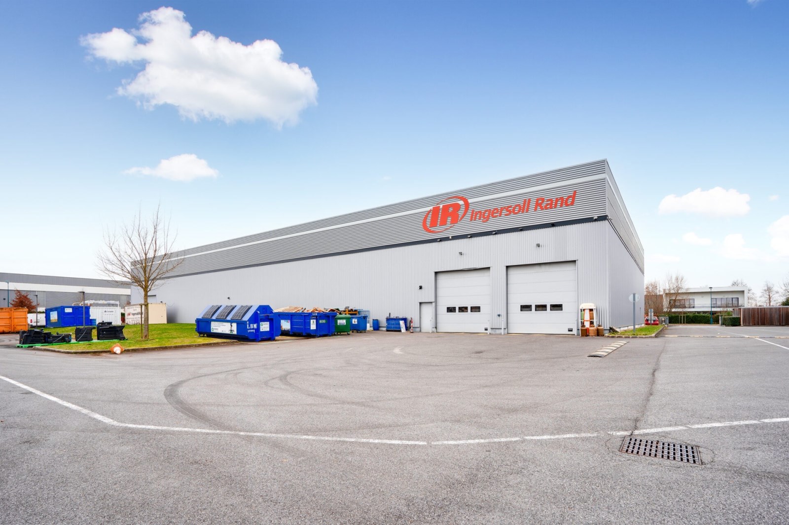 Entrepôt / Activité à louer - Bailly-Romainvilliers (77700) - 3300 m² - 26 40...