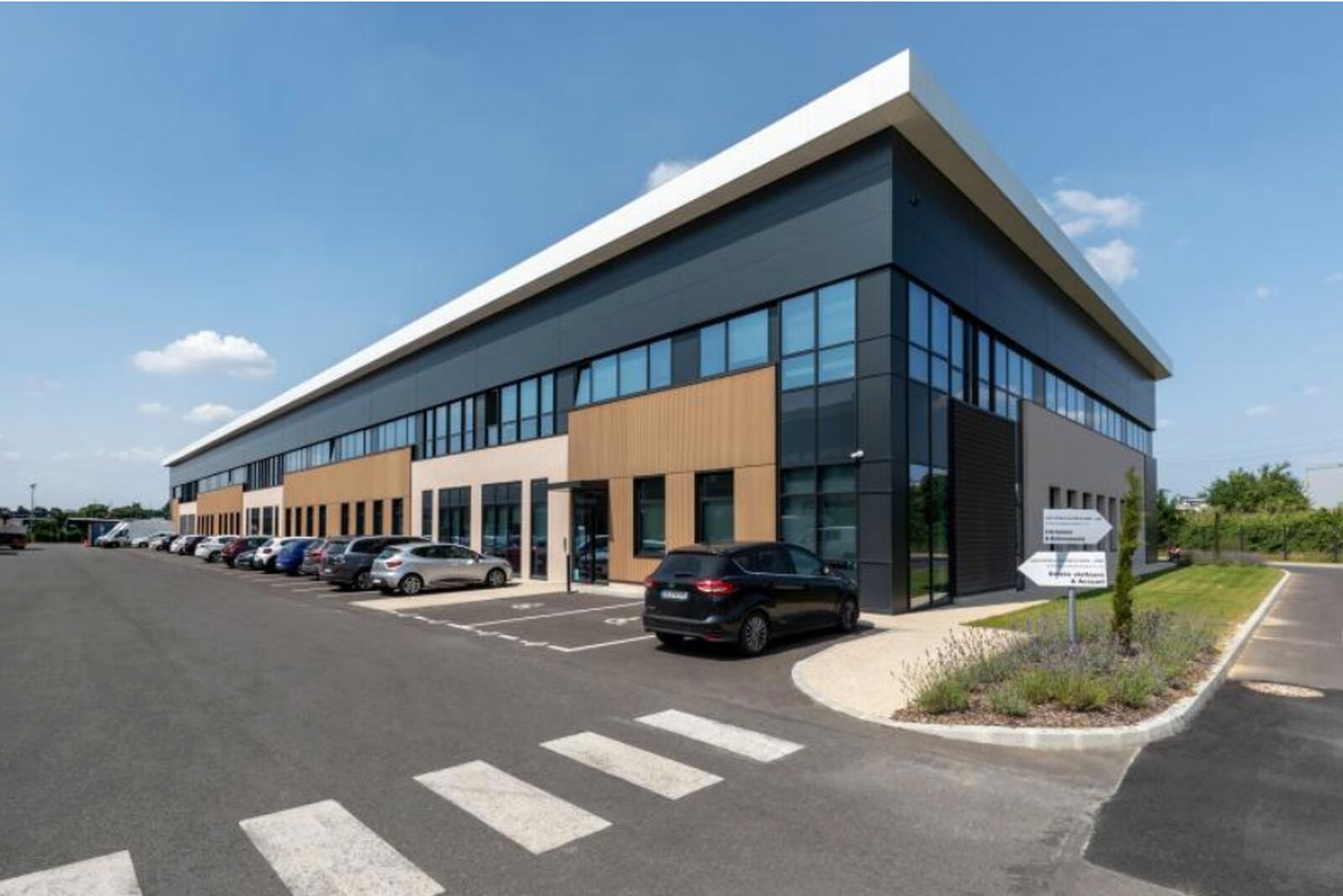 Entrepôt / Activité à louer - Gennevilliers (92230) - 797 m²