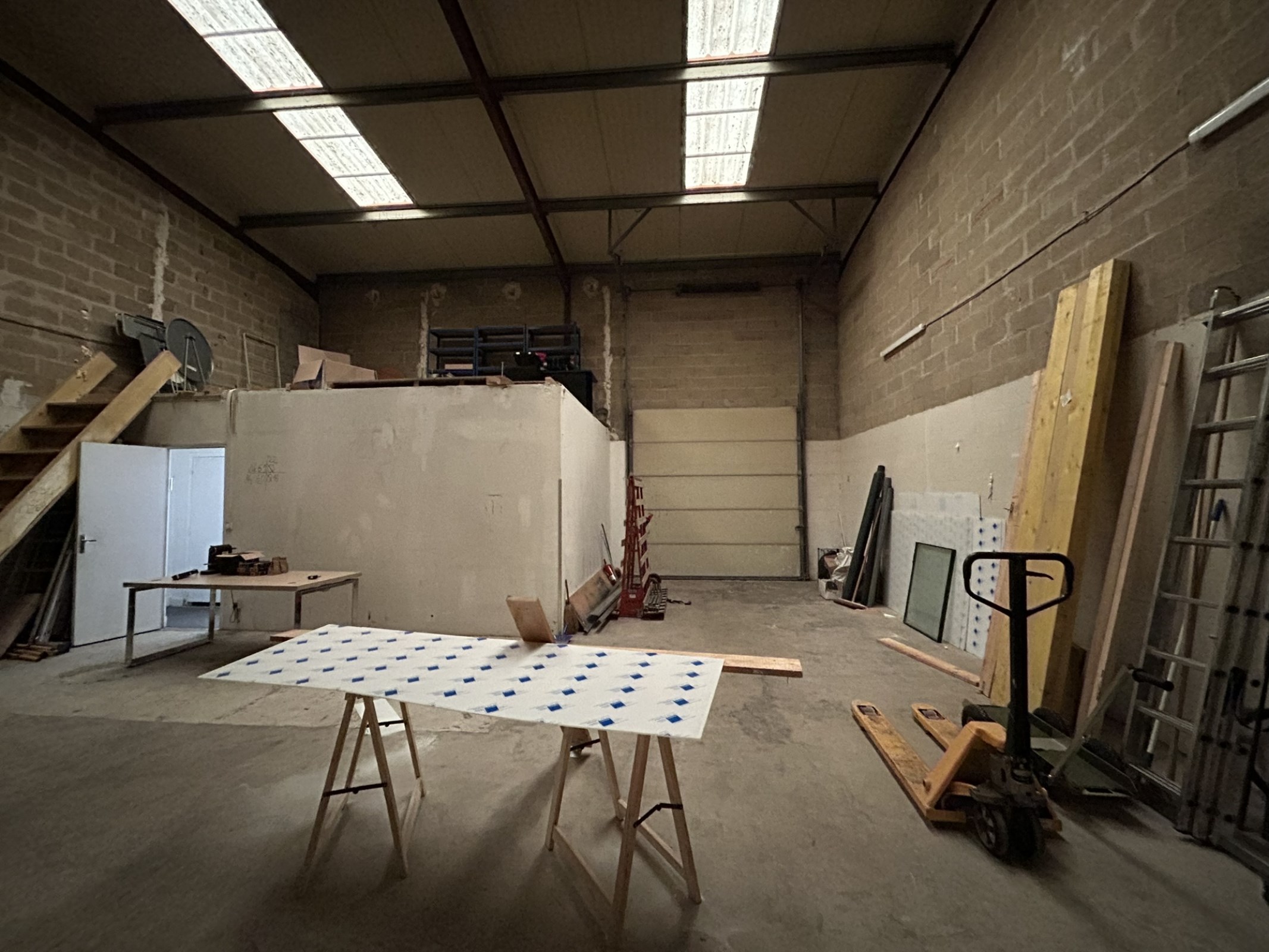 Entrepôt / Activité à louer - Stains (93240) - 140 m² - 1 680 €/mois