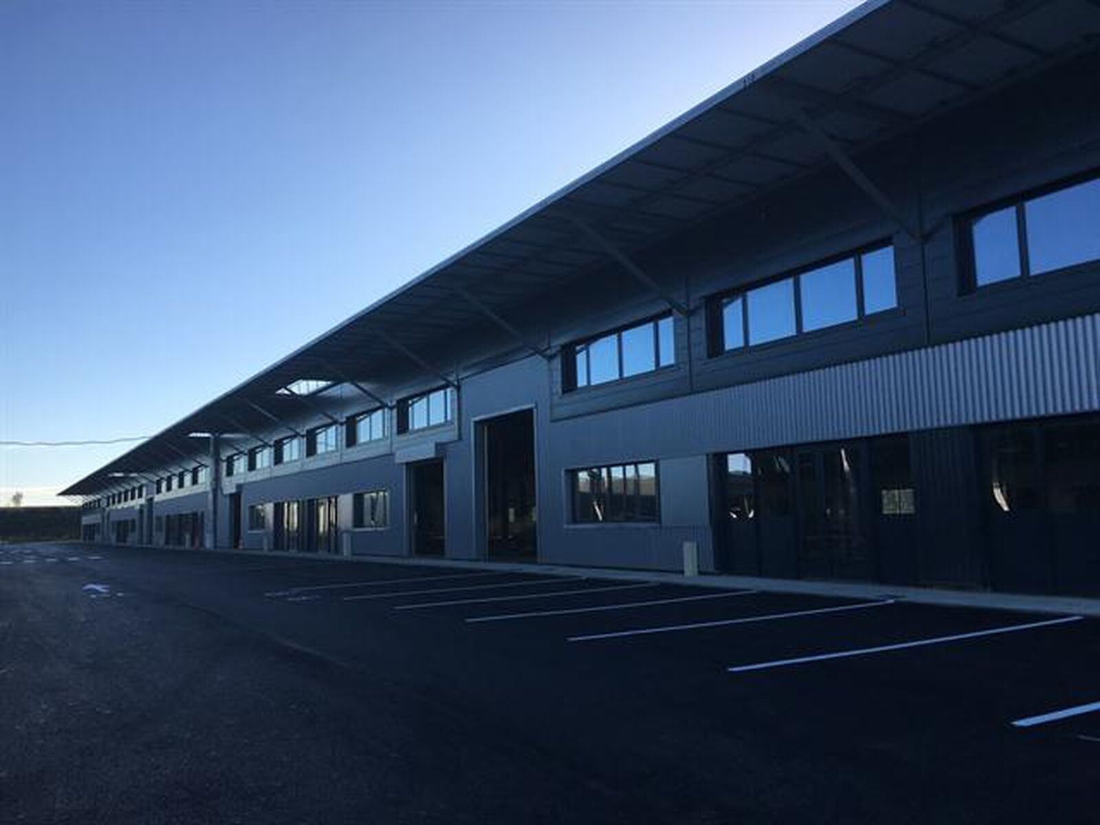 Locaux d'activité - 31830 PLAISANCE DU TOUCH