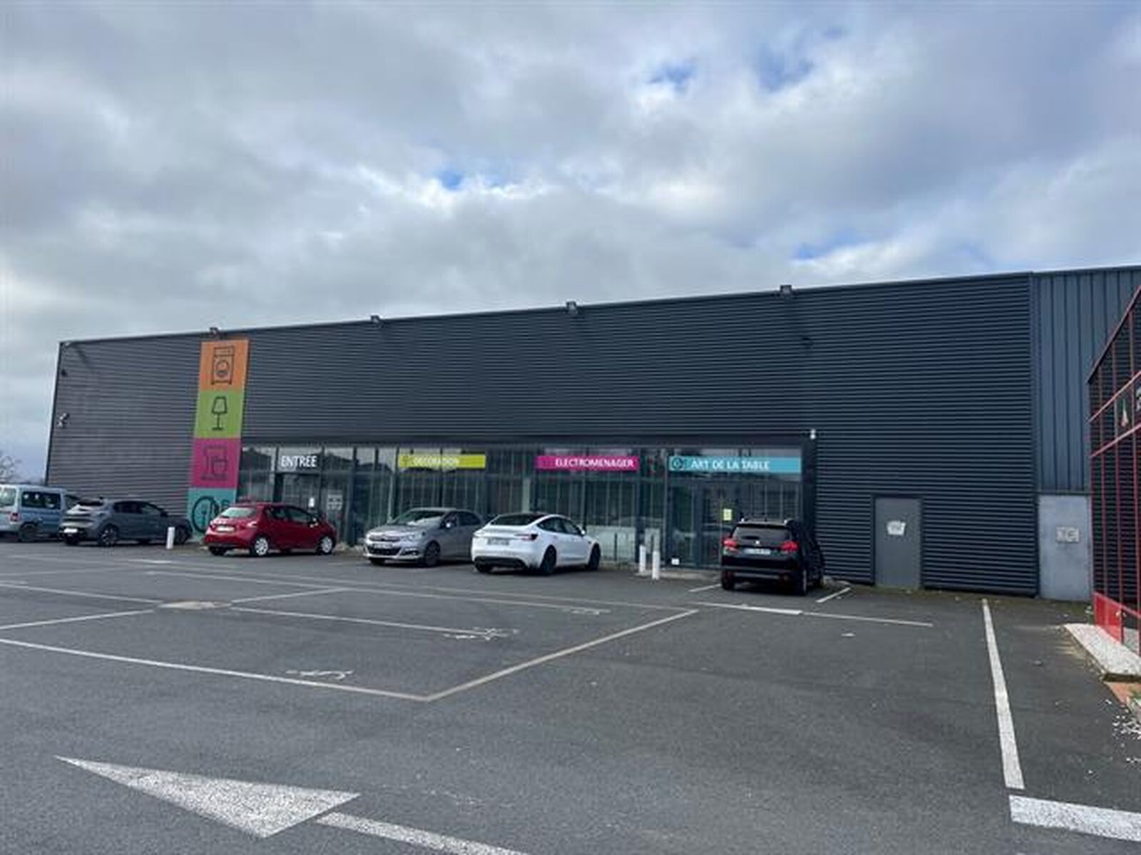 Locaux commerciaux - 81600 GAILLAC