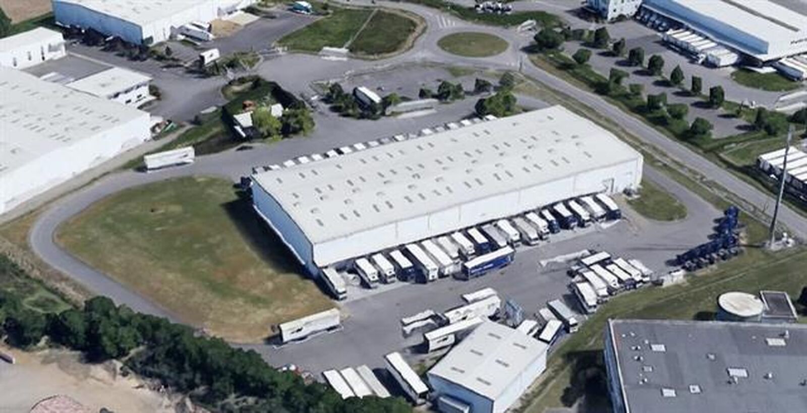 Entrepôts - 31150 BRUGUIERES