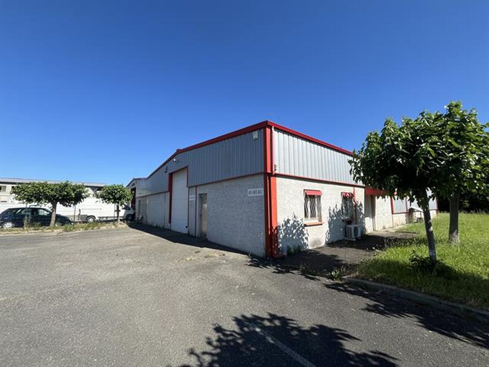 Locaux d'activité - 31860 LABARTHE SUR LEZE