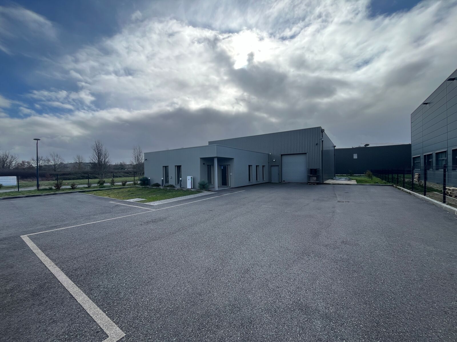 Bureaux - 31450 DEYME