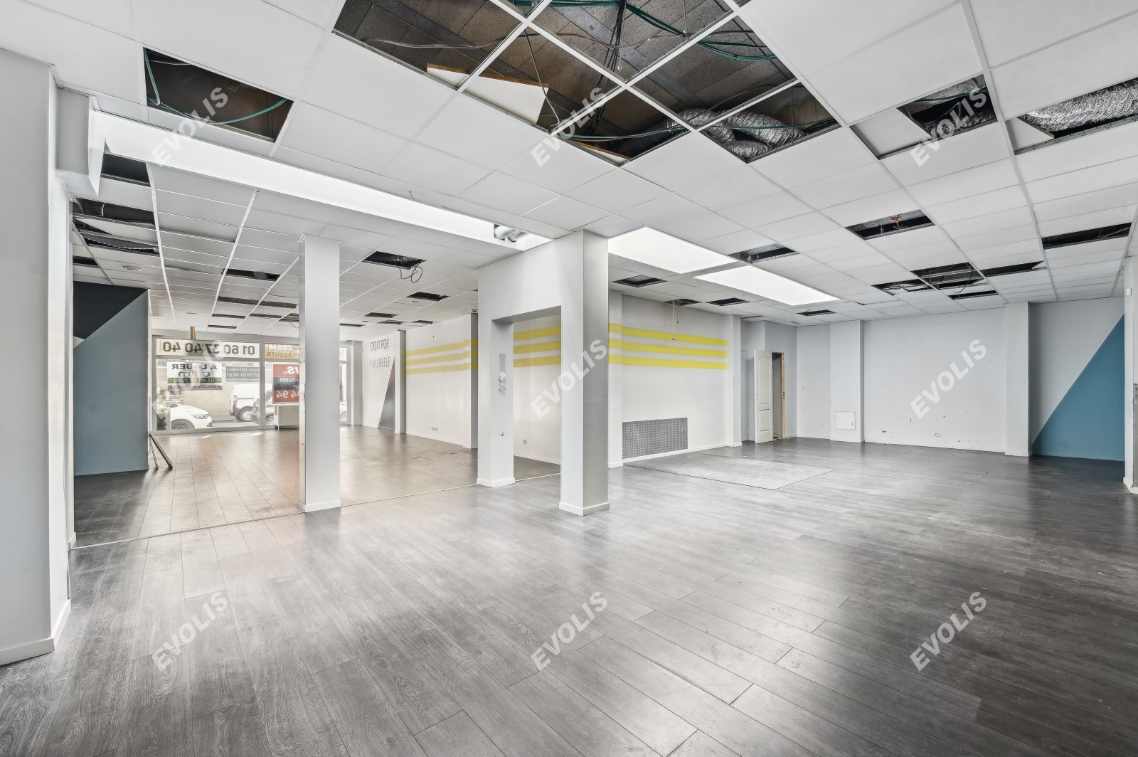 250m2 DE BUREAUX EN RDC, CENTRE VILLE DE MALAKOFF - 