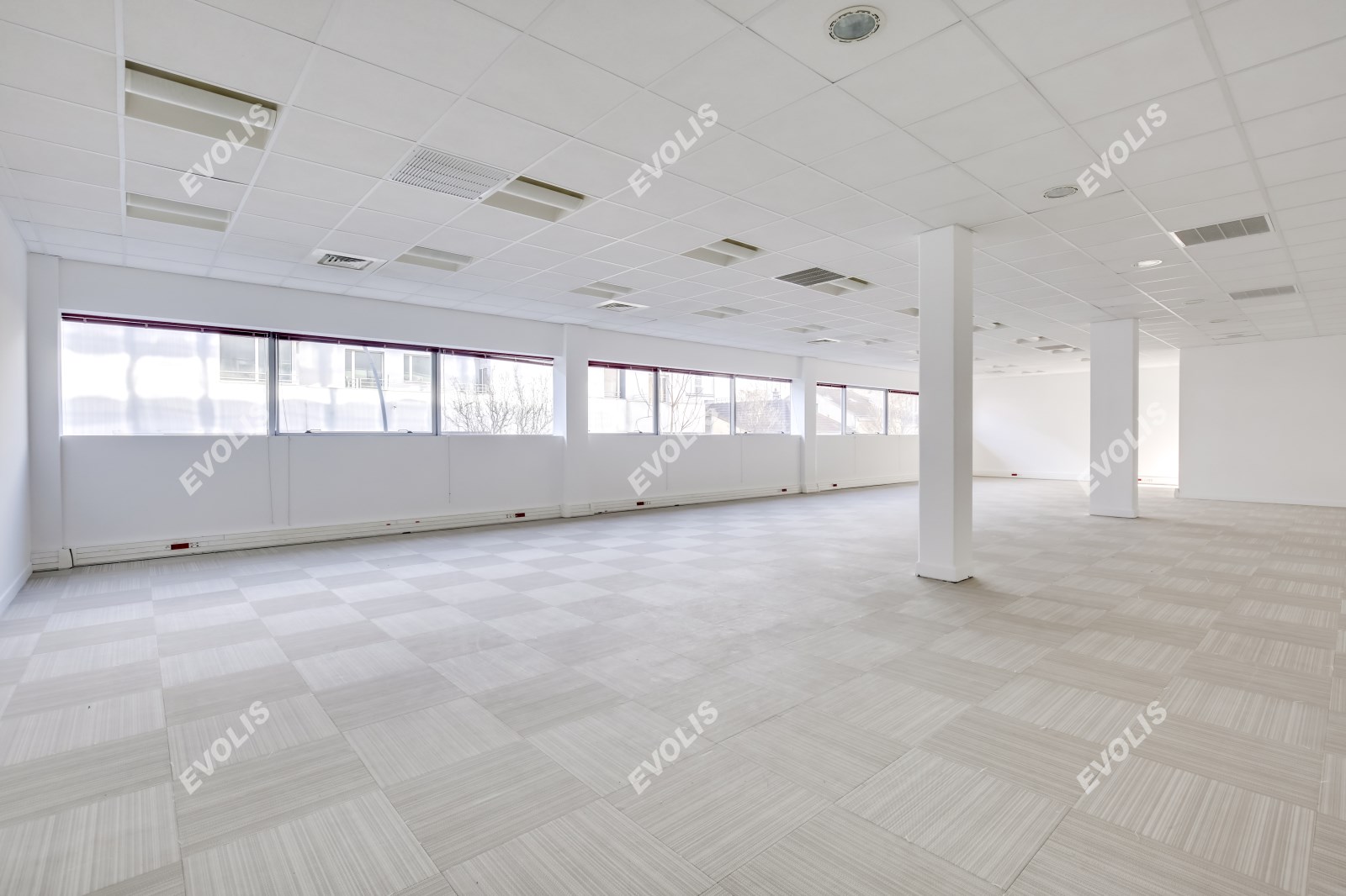 Bureaux rénovés proche Stade de France