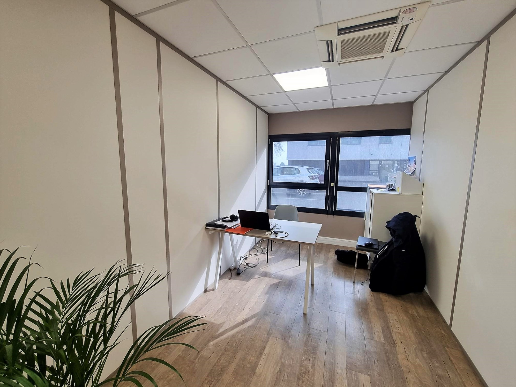 Belle surface de bureaux - 