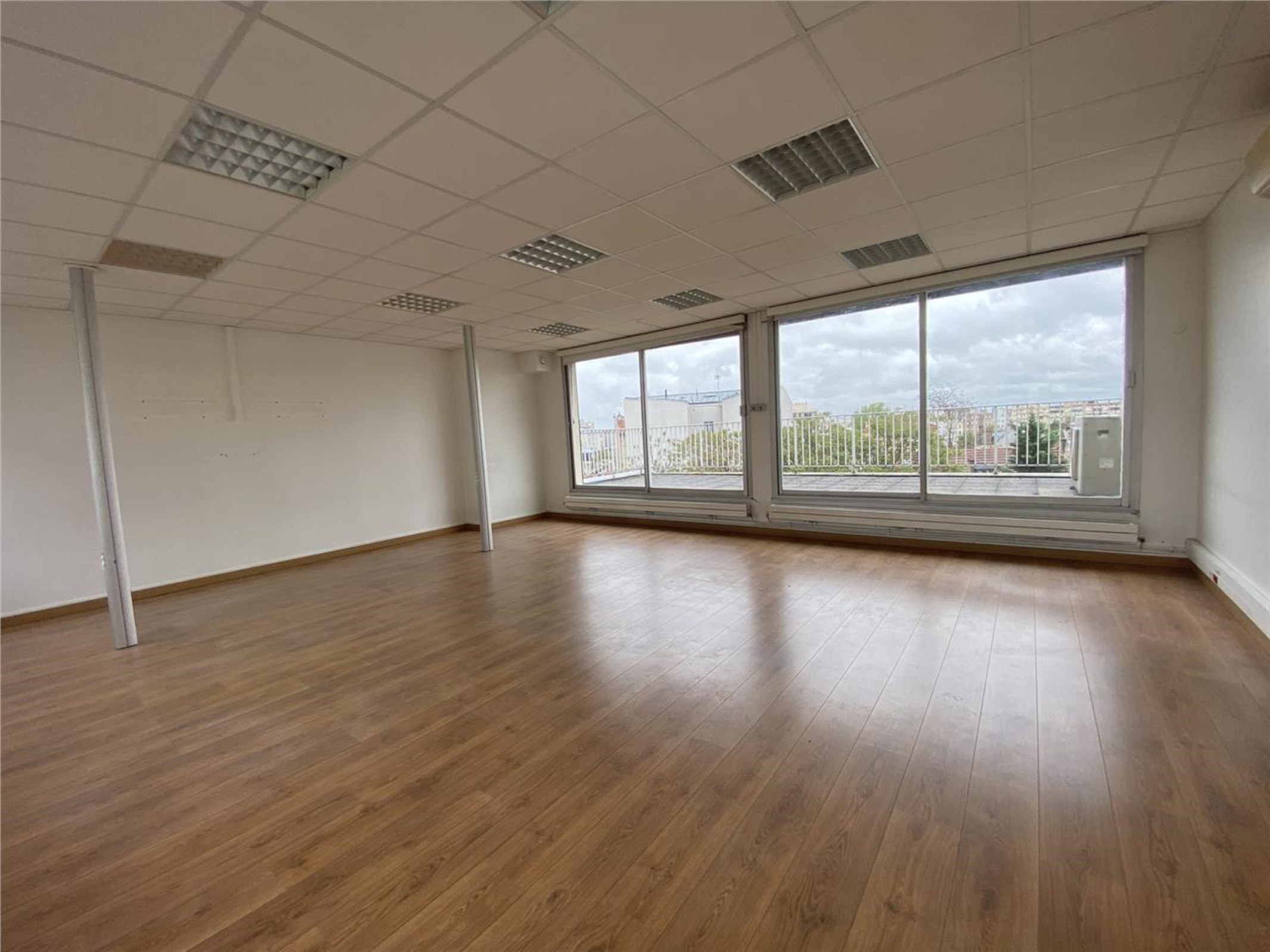 A louer Bureaux Montreuil