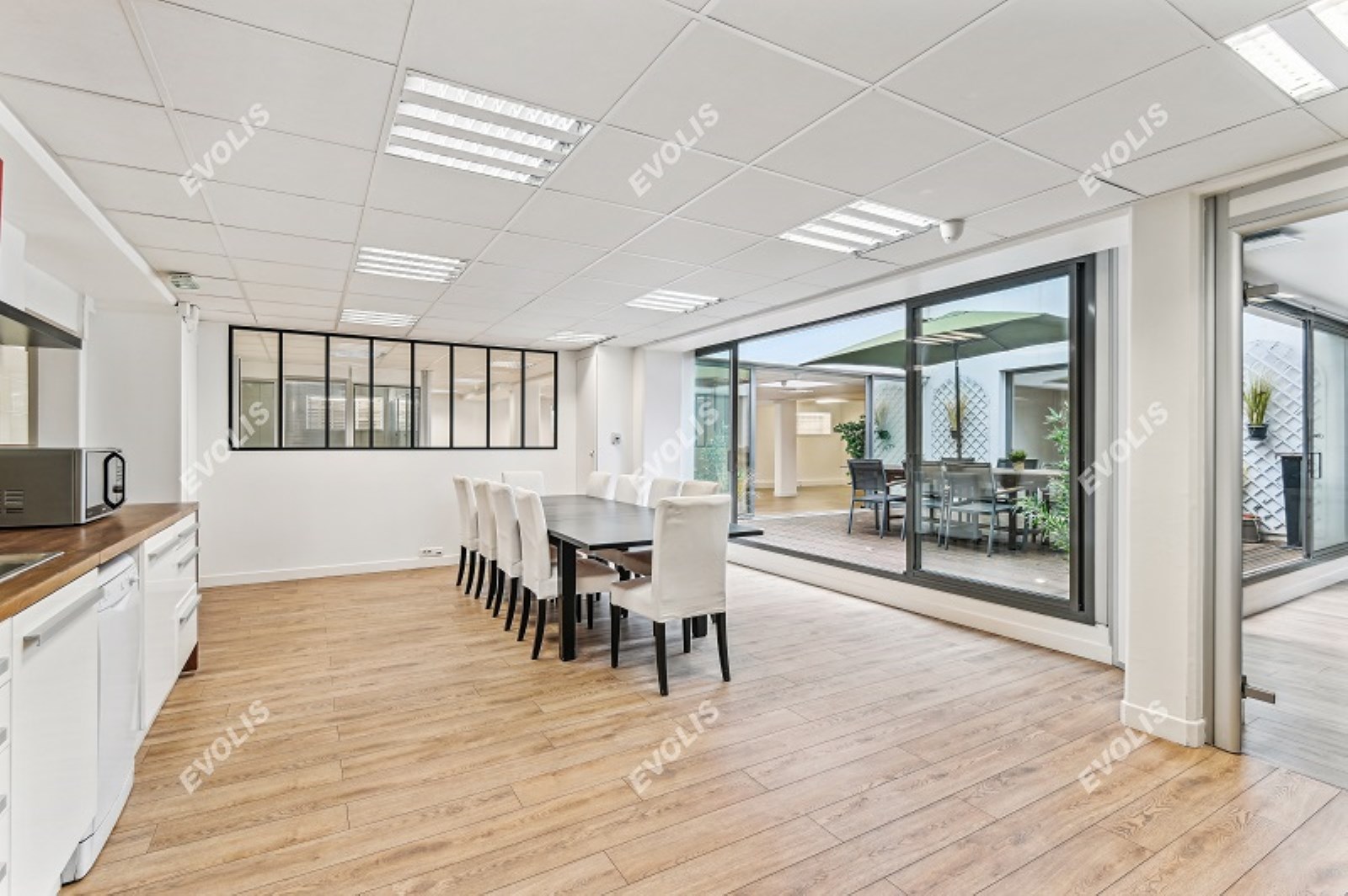 BUREAUX RENOVES - 