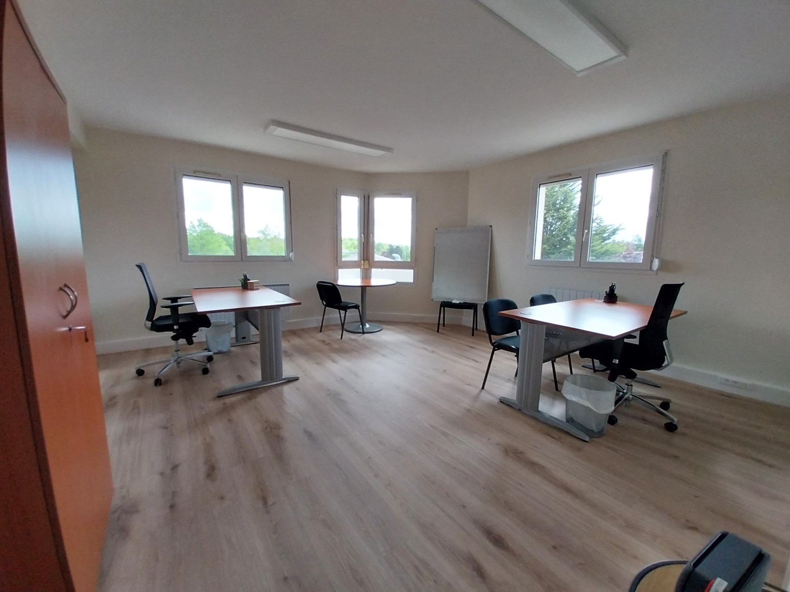 A louer Bureaux Clairefontaine-en-Yvelines