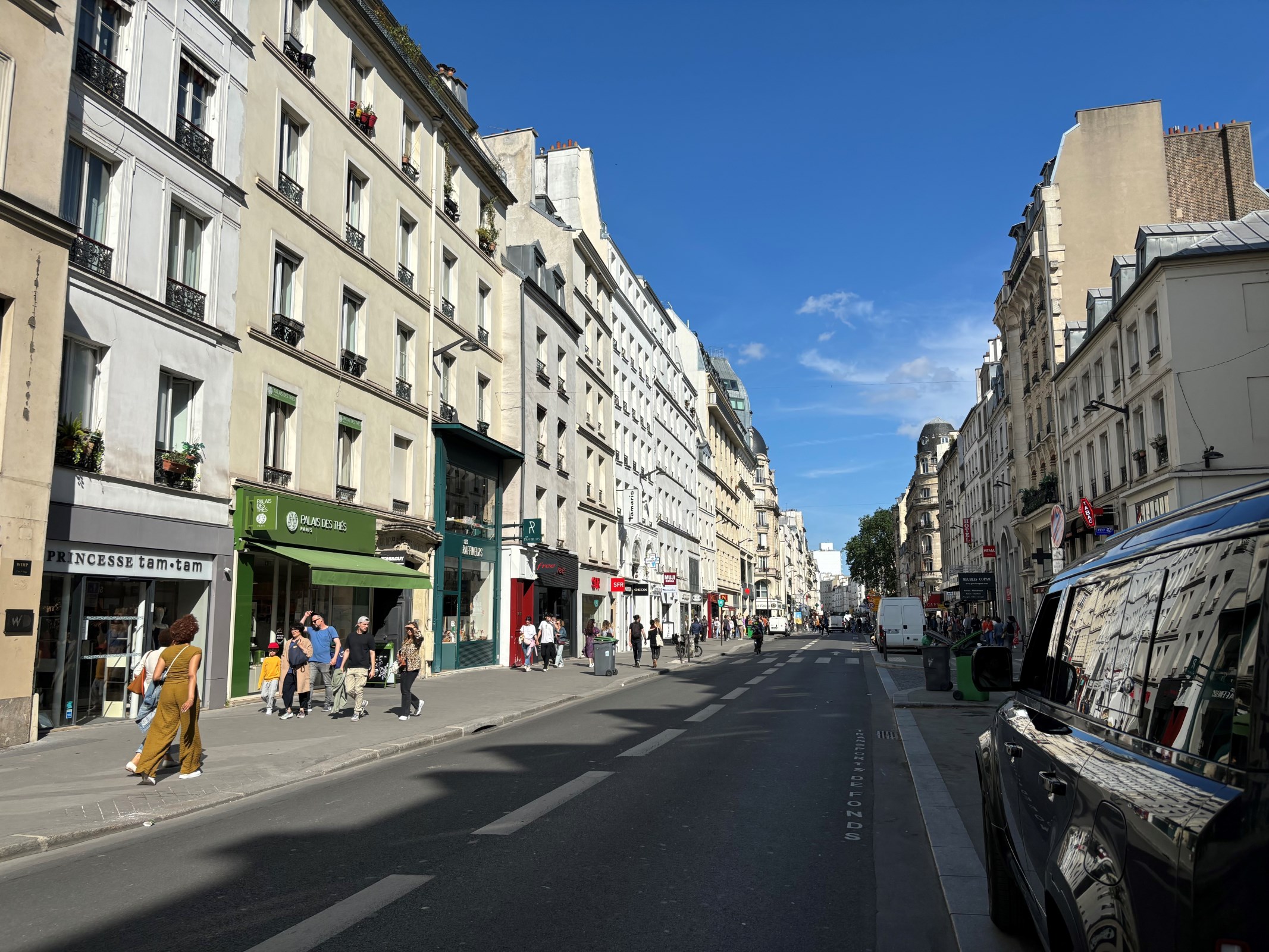 A louer Local commercial  Paris 11