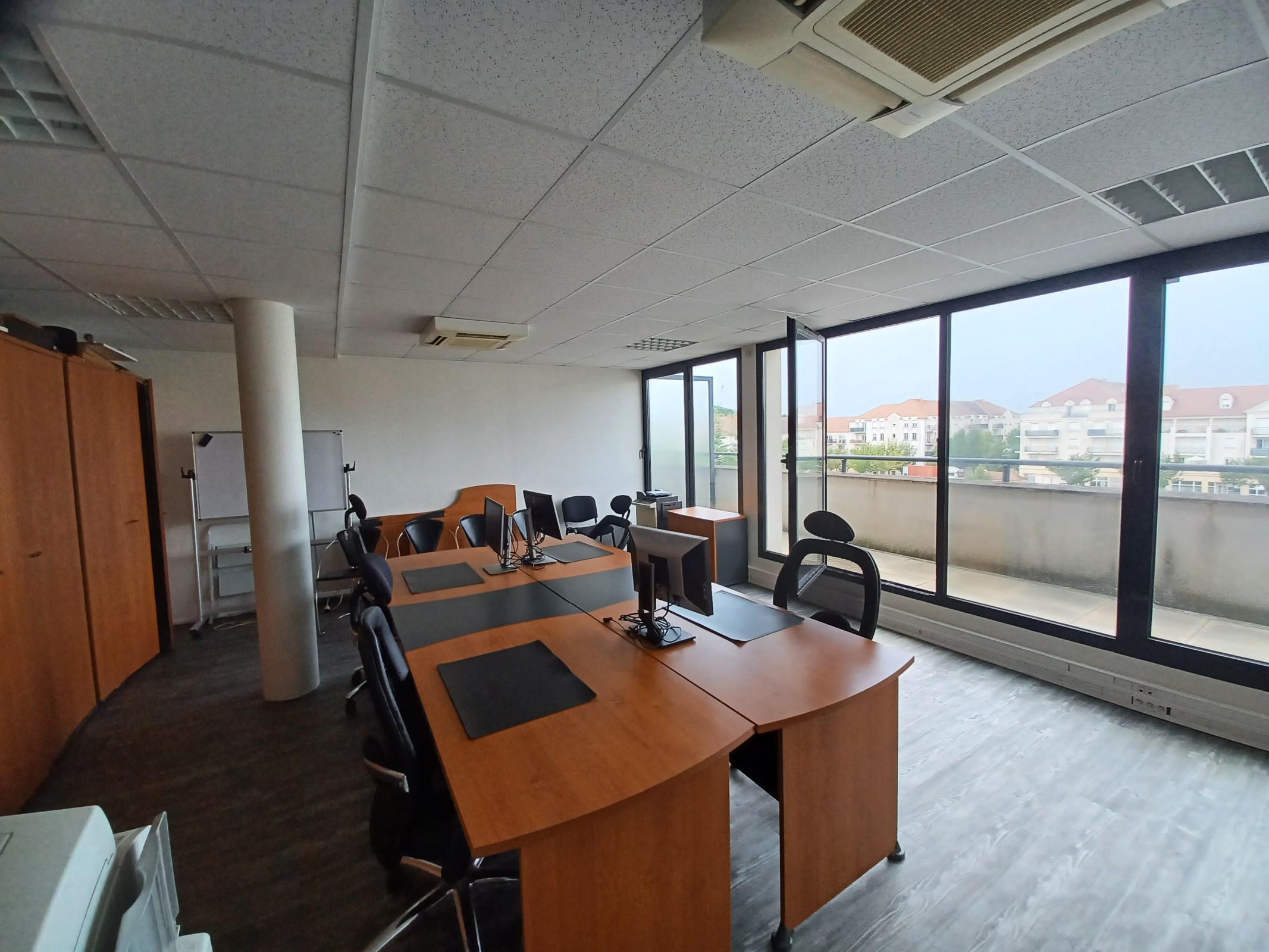 A vendre Bureaux Bussy-Saint-Georges