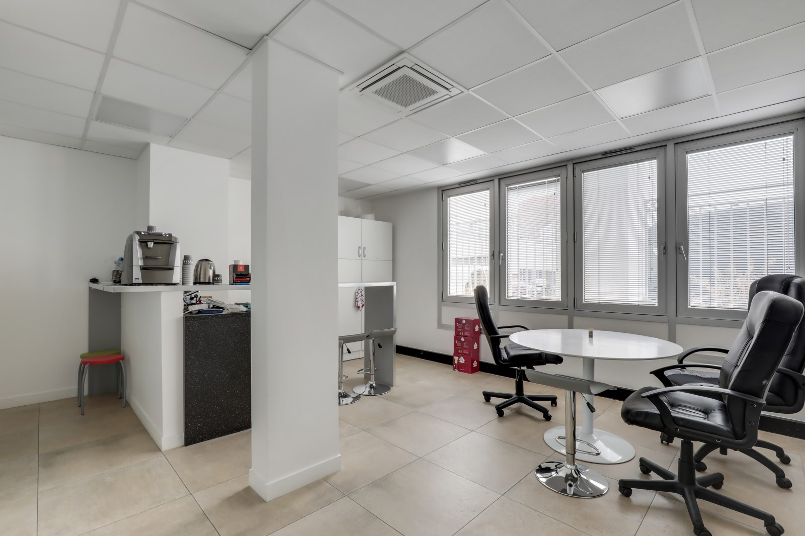 A louer Bureaux Courbevoie