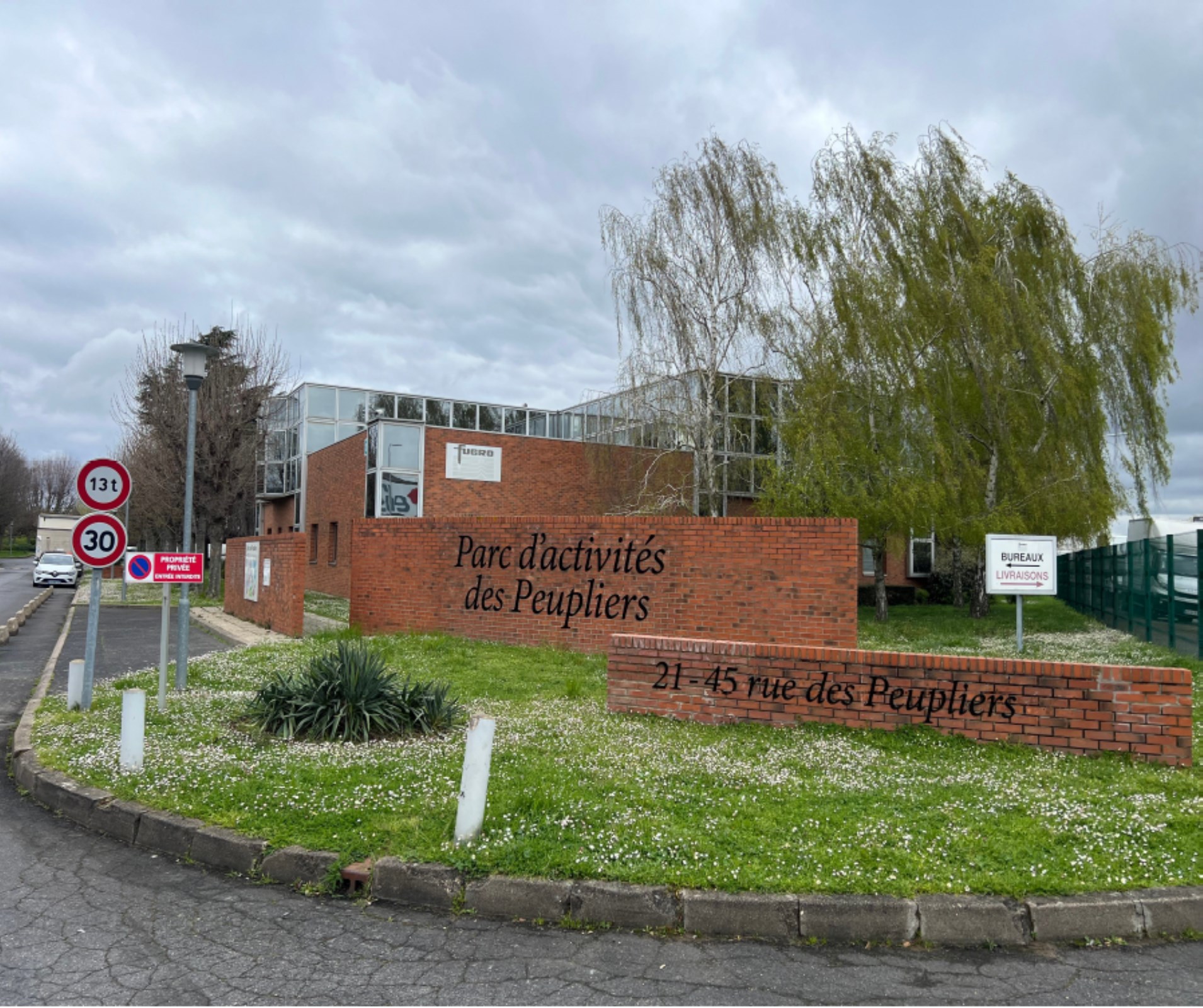 A louer Locaux d'activité Nanterre