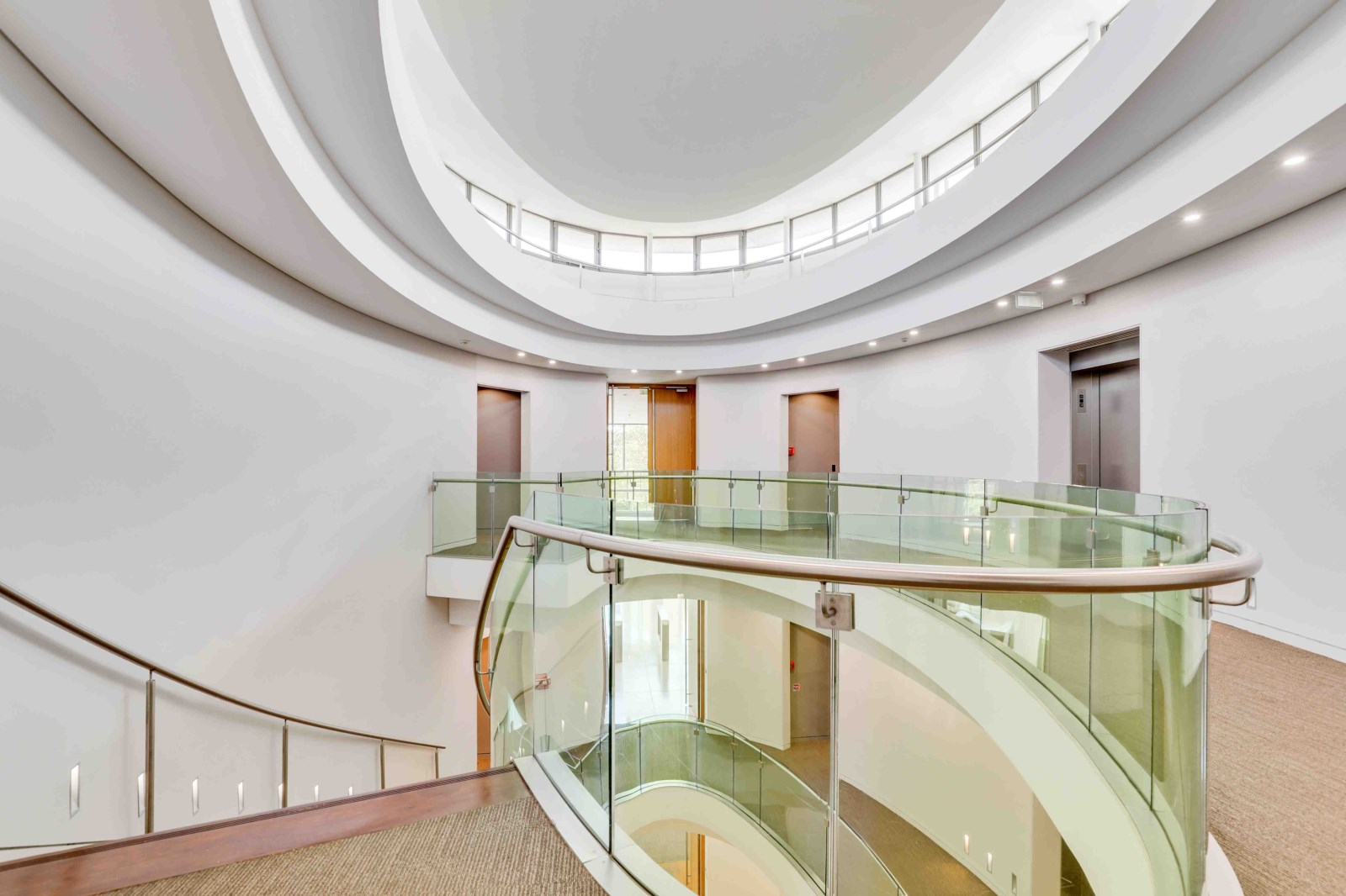 BUREAUX DE STANDING AU COEUR DE PARIS NORD 2 - Bureaux de standing dans Paris Nord 2