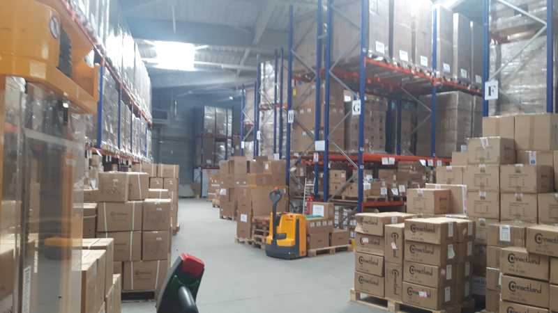 Photo du bien : à Louer Locaux d'activité 77090 COLLEGIEN offre 383043