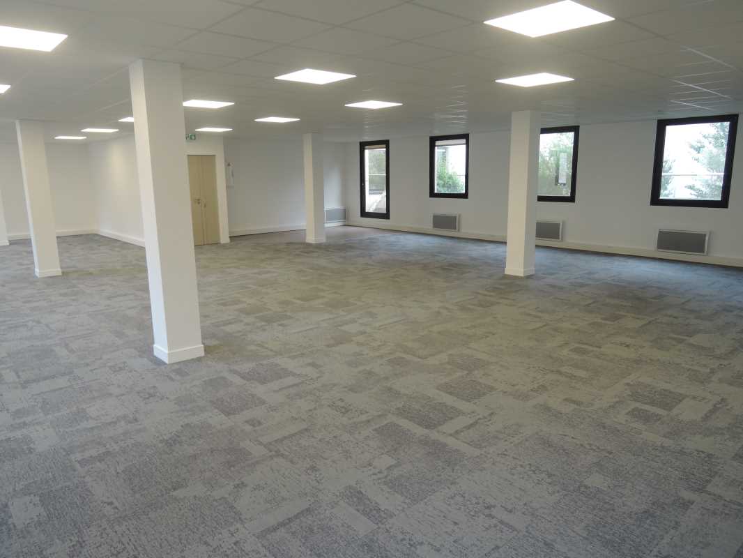 Photo du bien : à Louer Bureaux 92100 BOULOGNE BILLANCOURT offre 400115