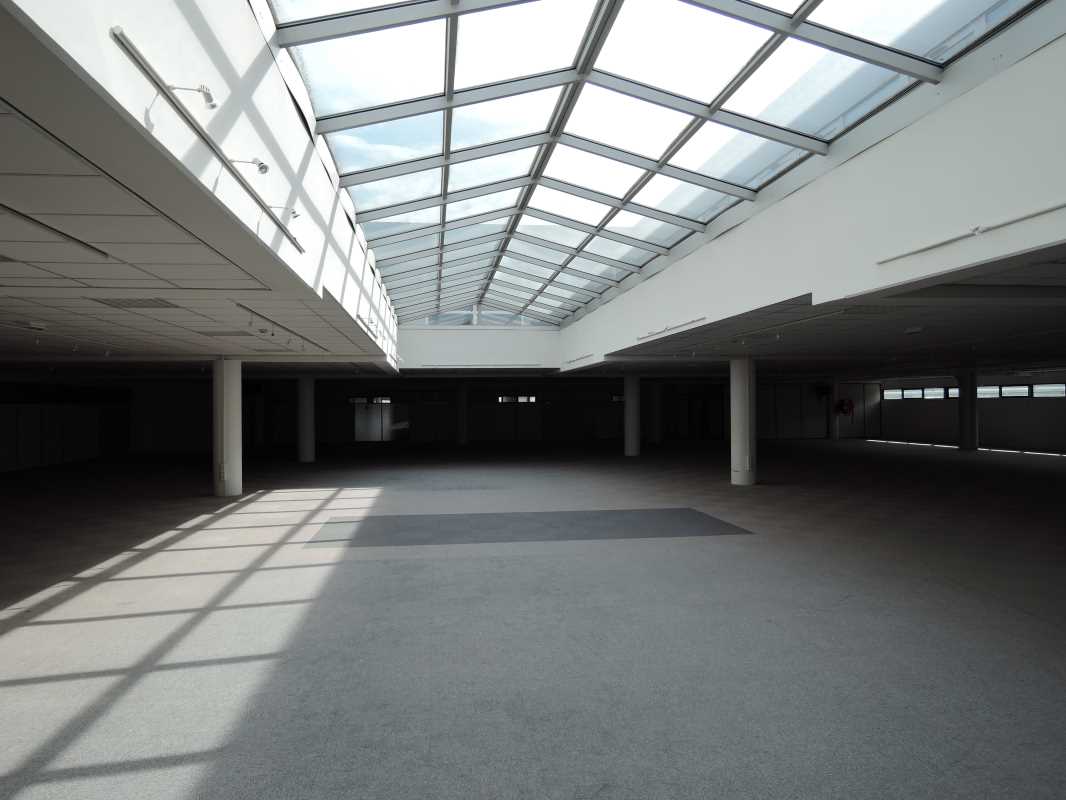 Photo du bien : à Louer Bureaux 77185 LOGNES offre 476314