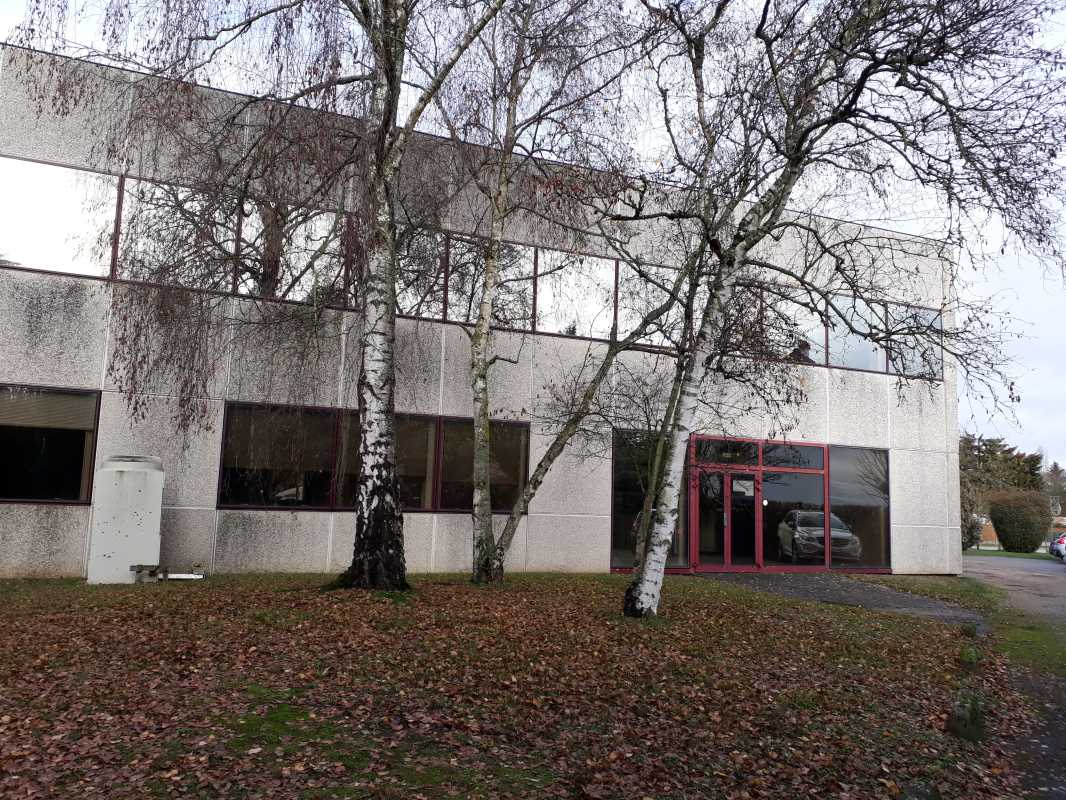 Photo du bien : à Louer Bureaux et Activités 78390 BOIS D'ARCY offre 490387