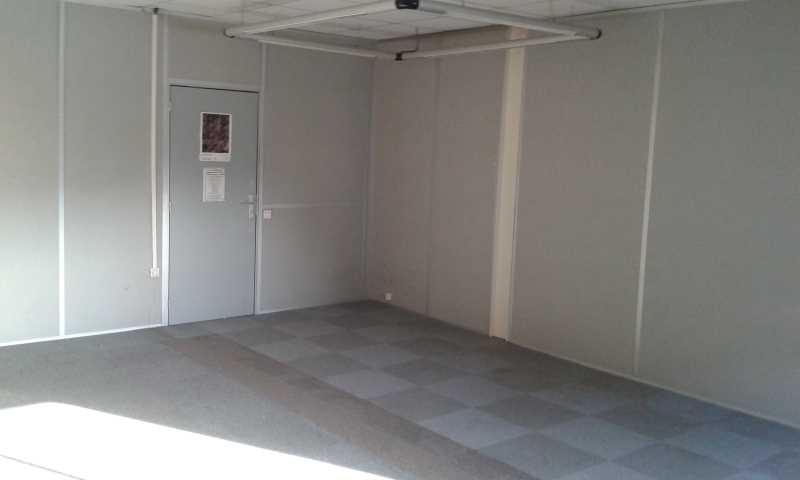 Photo du bien : à Louer Bureaux 93370 MONTFERMEIL offre 521950