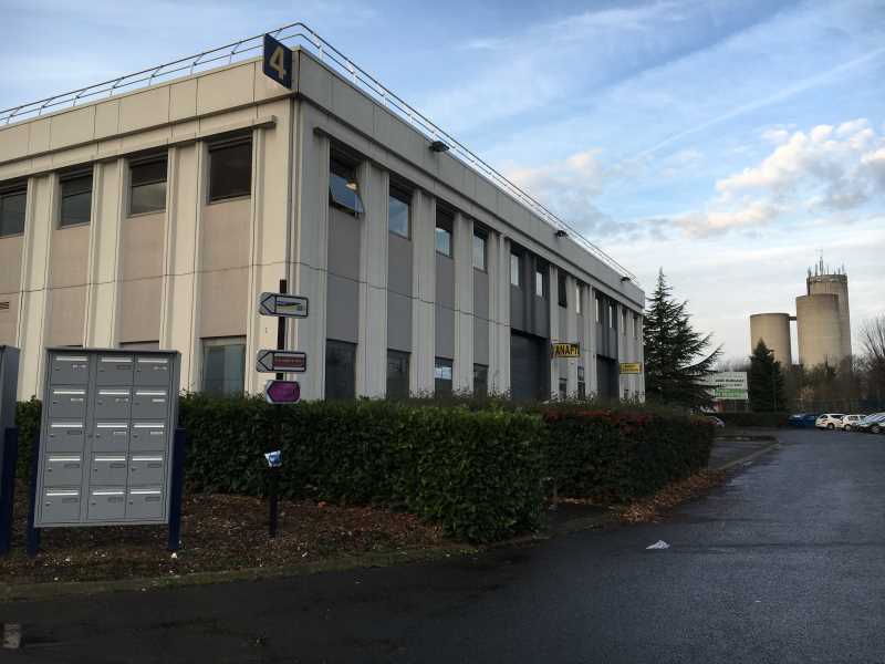 Photo du bien : à Louer Bureaux et Activités 95520 OSNY offre 548560