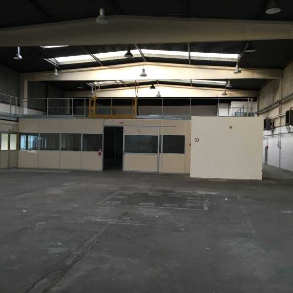Photo du bien : à Louer Activités et Bureaux 95310 SAINT OUEN L'AUMONE offre (...)