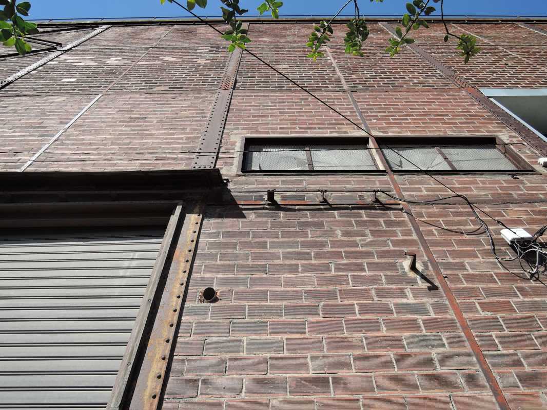 Photo du bien : à Vendre Locaux d'activité 94200 IVRY SUR SEINE offre 581524