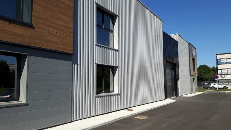 Photo du bien : à Louer Locaux d'activité 91280 SAINT PIERRE DU PERRAY offre (...)