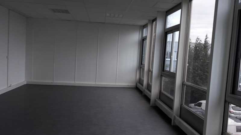 Photo du bien : à Louer Bureaux 91420 MORANGIS offre 599926