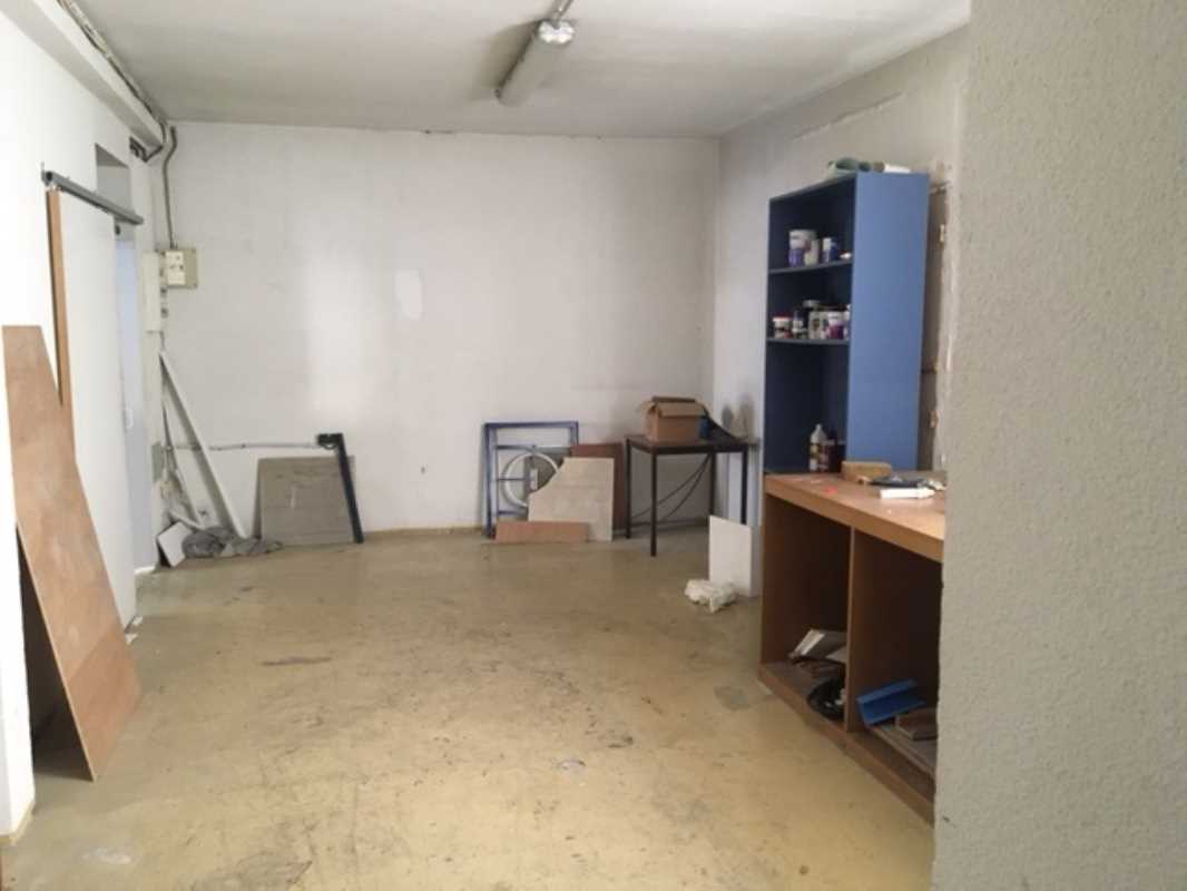 Photo du bien : Vente de murs occupés Locaux commerciaux 92310 SEVRES offre 654599