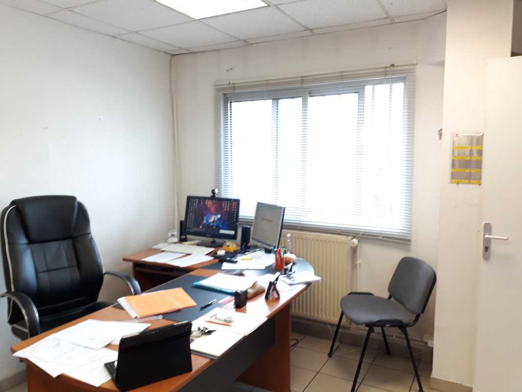 Photo du bien : à Louer Bureaux 93370 MONTFERMEIL offre 655629