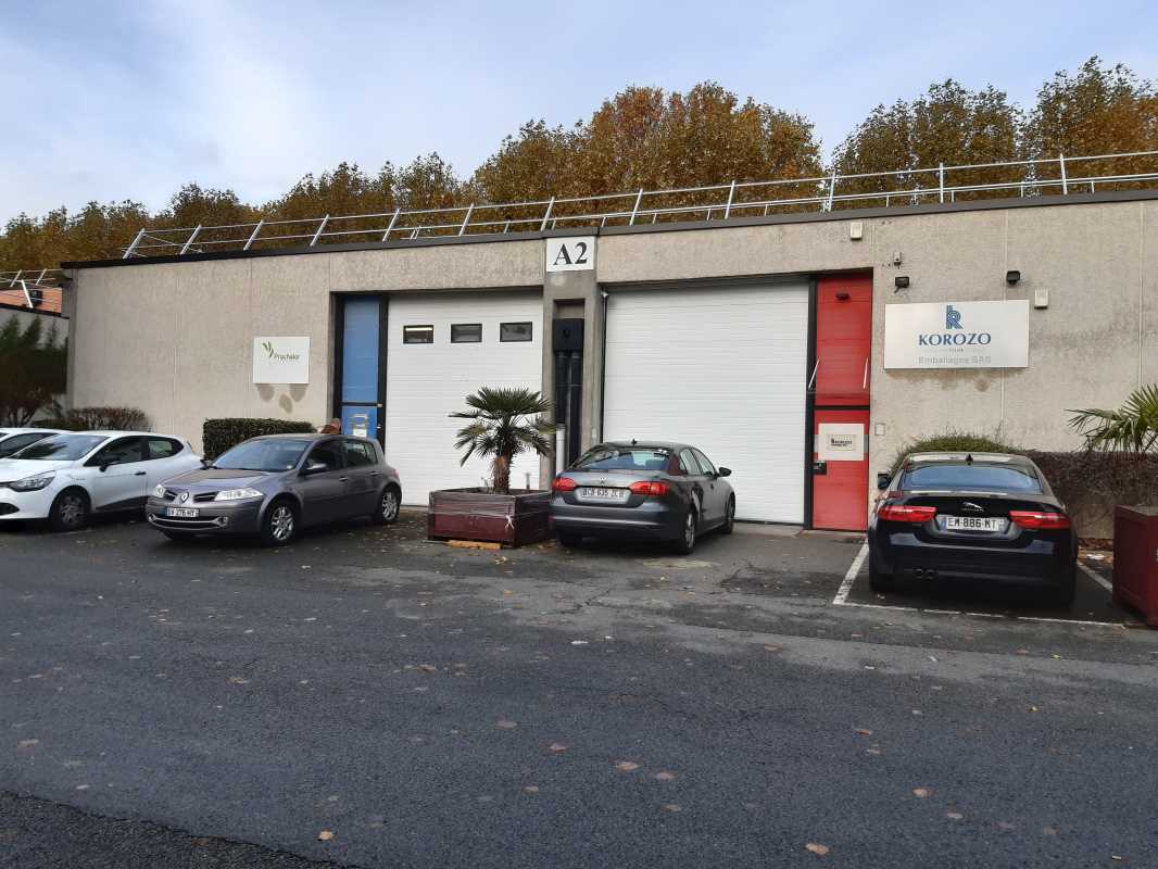 Photo du bien : à Louer Locaux d'activité 93200 SAINT DENIS offre 668980
