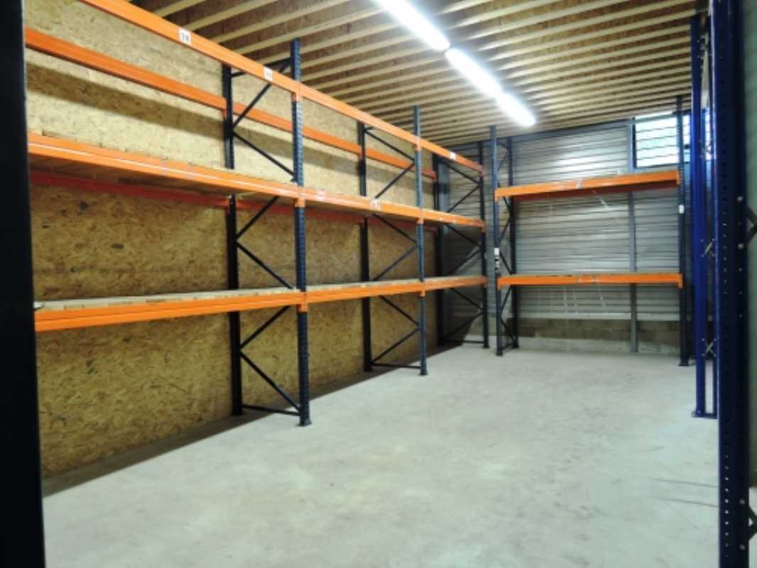 Photo du bien : à Louer Activités et Bureaux 77700 BAILLY ROMAINVILLIERS offre (...)