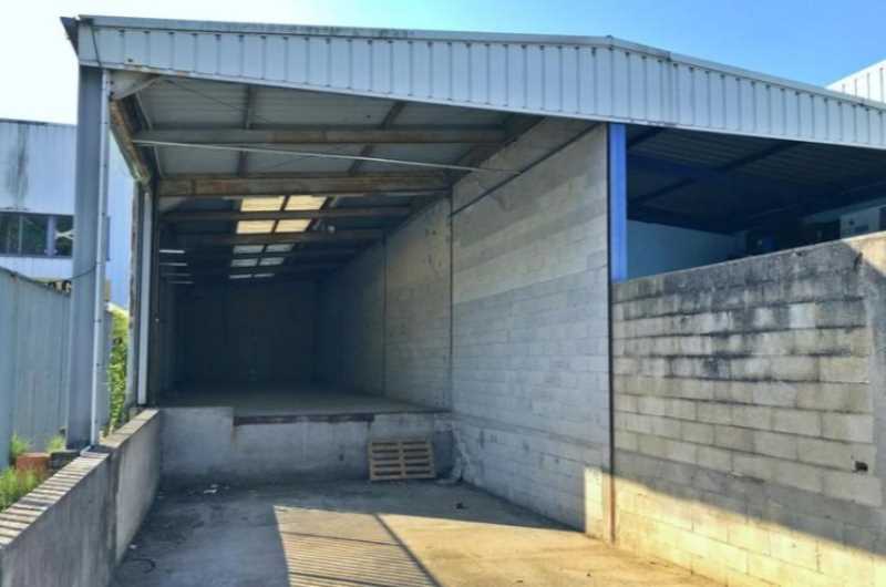 Photo du bien : à Louer Activités et Bureaux 94430 CHENNEVIERES SUR MARNE offre (...)