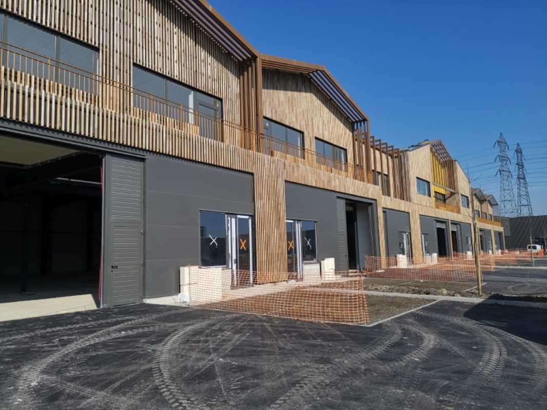 Photo du bien : à Louer Locaux d'activité 95240 CORMEILLES EN PARISIS offre (...)