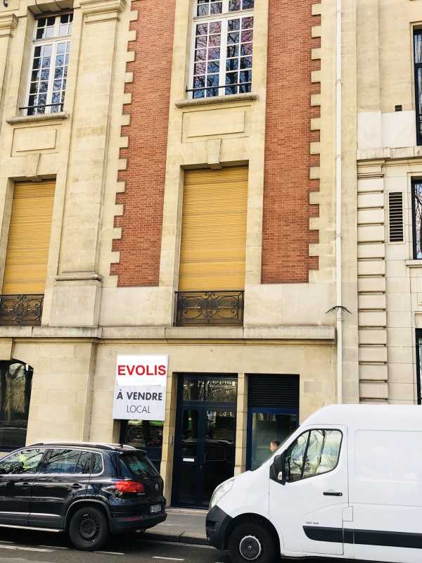 Photo du bien : à Vendre Bureaux et Locaux commerciaux 75007 PARIS offre 700486
