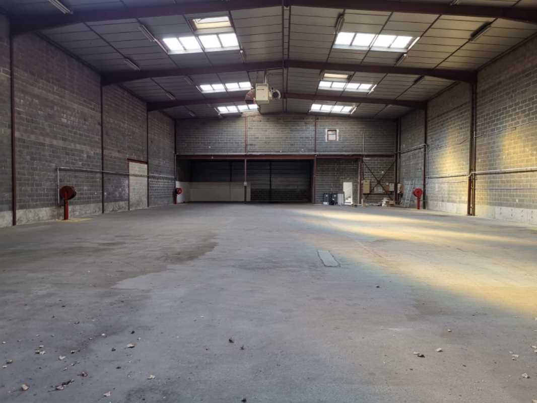 Photo du bien : à Louer Locaux d'activité 78500 SARTROUVILLE offre 703962
