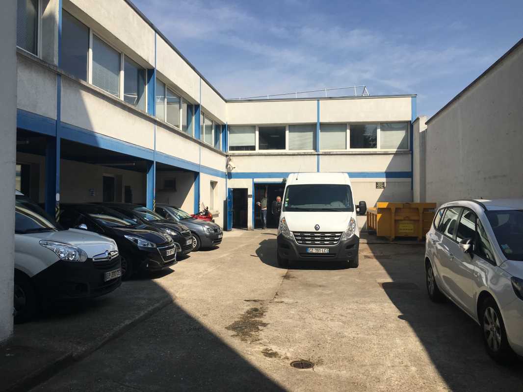 Photo du bien : à Louer Bureaux et Activités 94200 IVRY SUR SEINE offre 715269