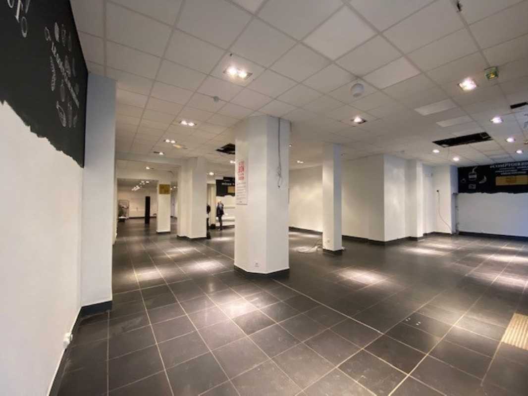 Photo du bien : à Louer Locaux commerciaux 92300 LEVALLOIS PERRET offre 747165