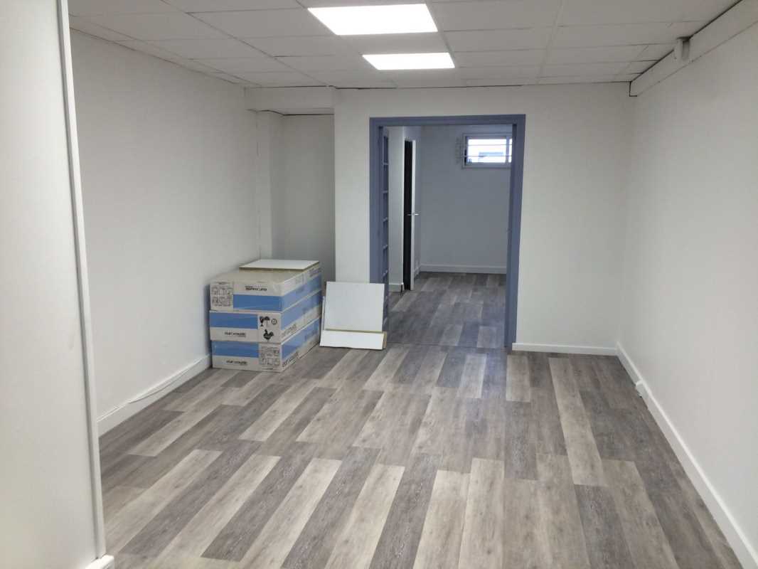 Photo du bien : à Louer Bureaux et Locaux commerciaux 92160 ANTONY offre 753495