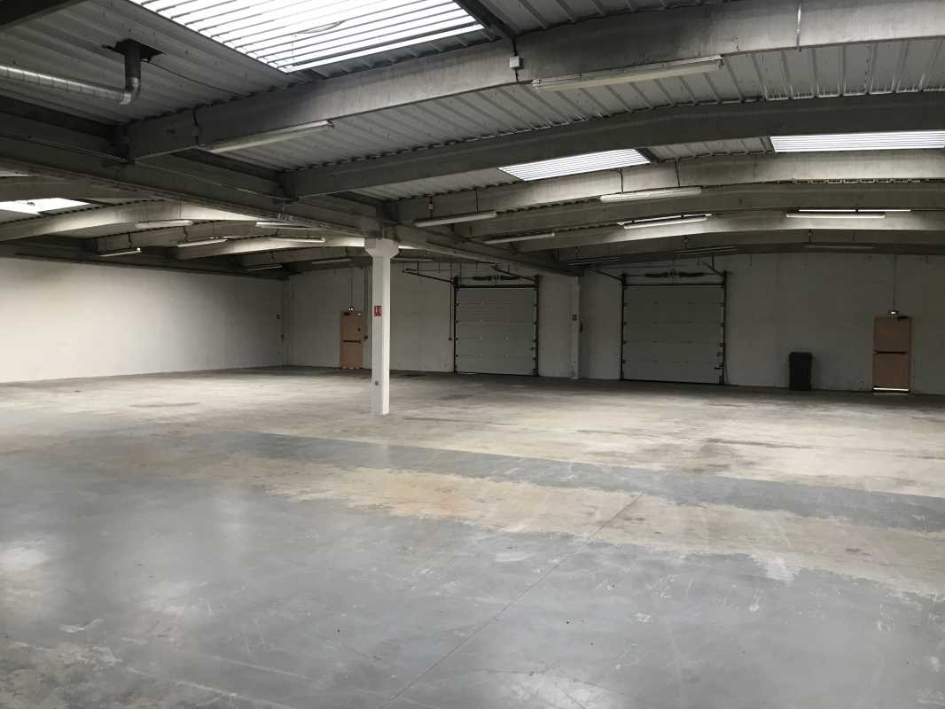Photo du bien : à Louer Locaux d'activité 77185 LOGNES offre 761281