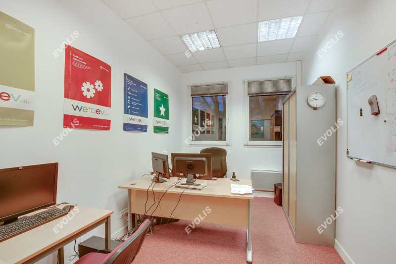 Photo du bien : à Louer Bureaux et Activités 92000 NANTERRE offre 761928