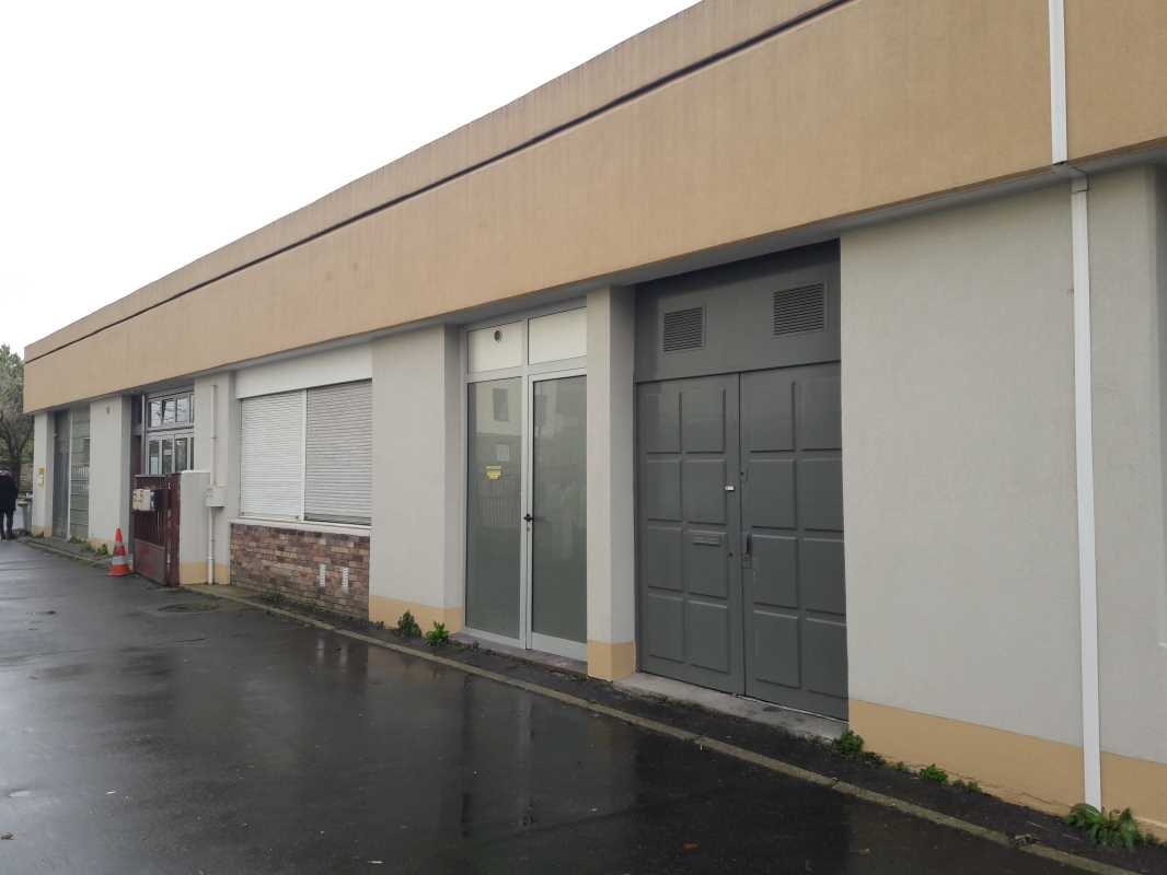 Photo du bien : à Vendre Activités et Bureaux 94200 IVRY SUR SEINE offre 767834